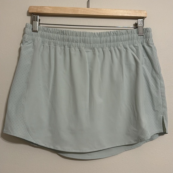 CALIA Calming Green Women's Infinity Run Skort Size Medium - Picture 3 of 6